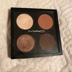 MAC cosmetics eyeshadow quad